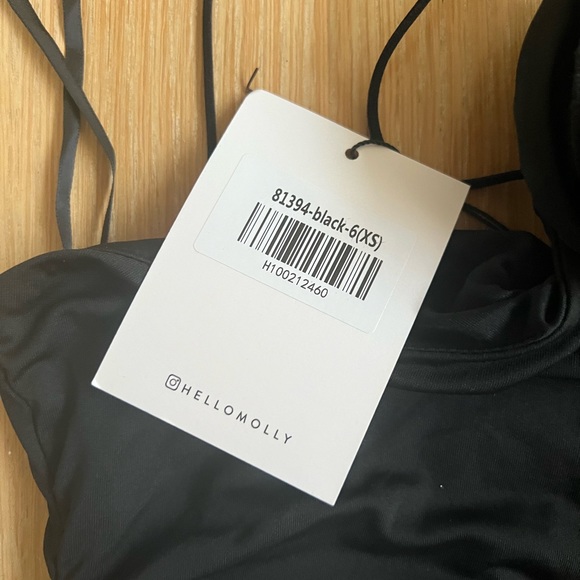 Brand new hello Molly BEAUTY HERE MINI DRESS BLACK - Picture 11 of 11